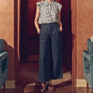 The GREAT The Sculpted Trouser Pleated in Rinse Wash Flare Wide Leg size 28